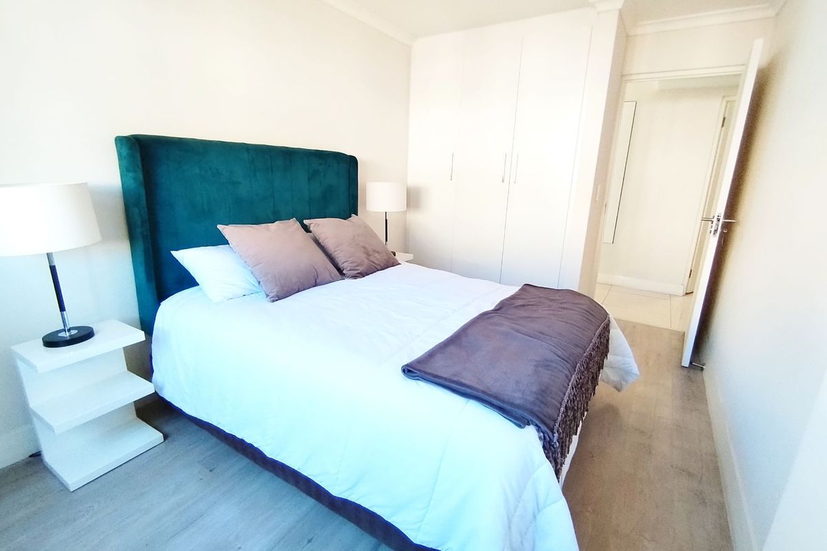 Apartment For Sale in Zonnebloem - Photo 2