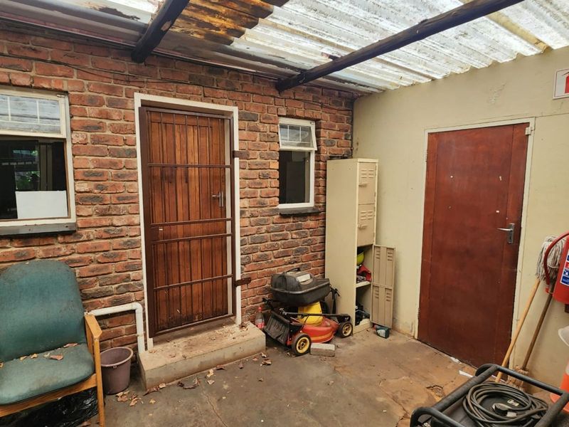 House For Sale in Lyttelton Manor - Photo 3