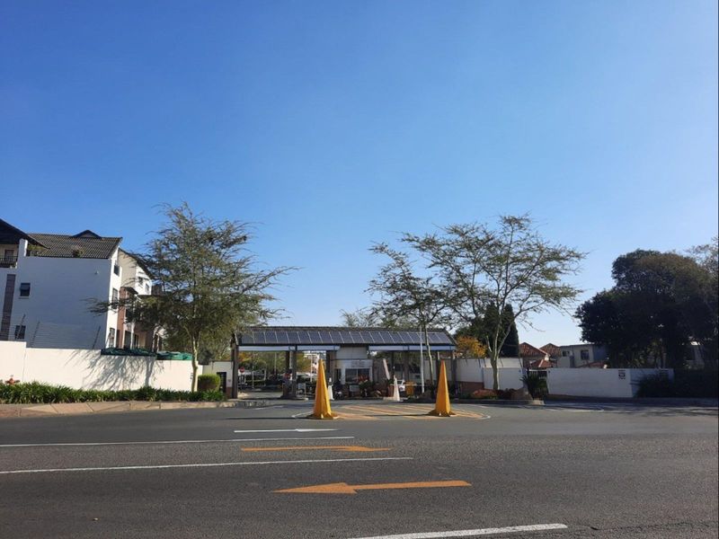 Apartment For Sale in Dainfern - Photo 6