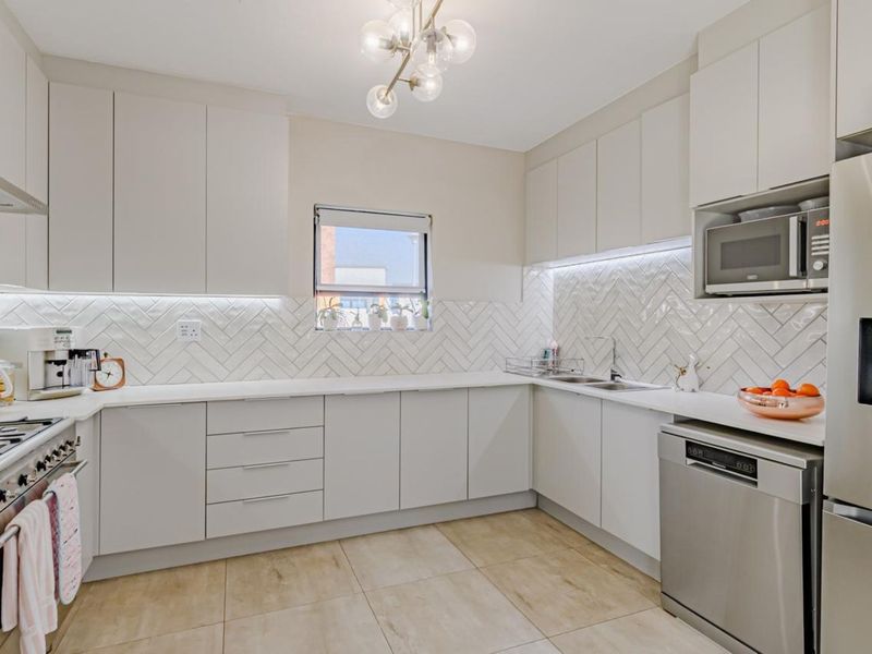 House For Sale in Olympus AH - Photo 7