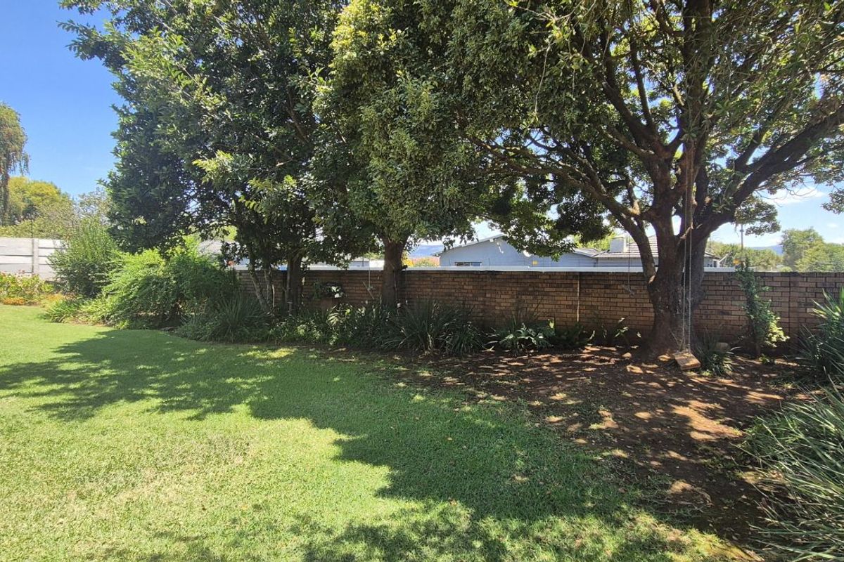 House For Sale in Lydenburg Central - Photo 5