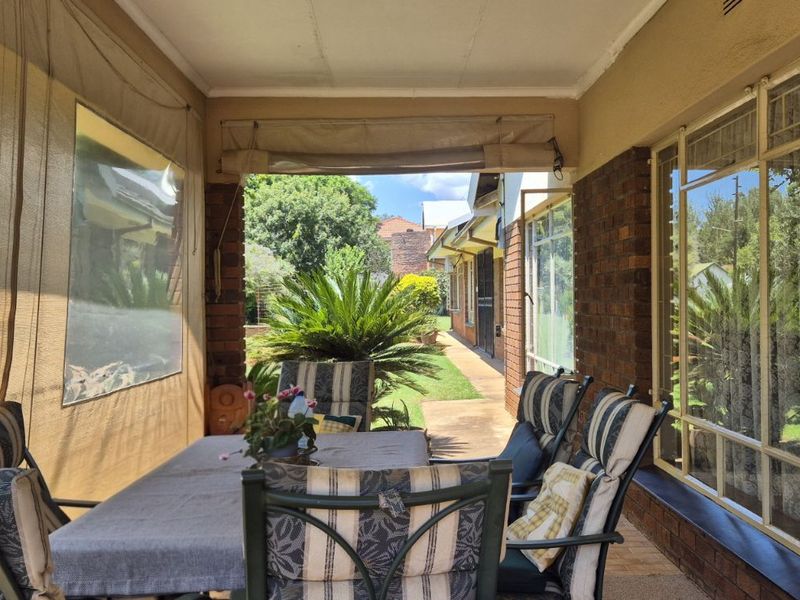 House For Sale in Lydenburg Central - Photo 3