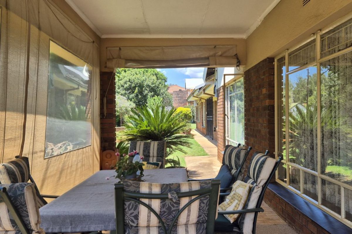 House For Sale in Lydenburg Central - Photo 3