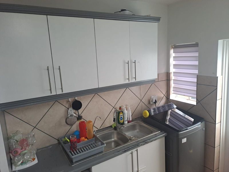 House For Sale in Olympus AH - Photo 3