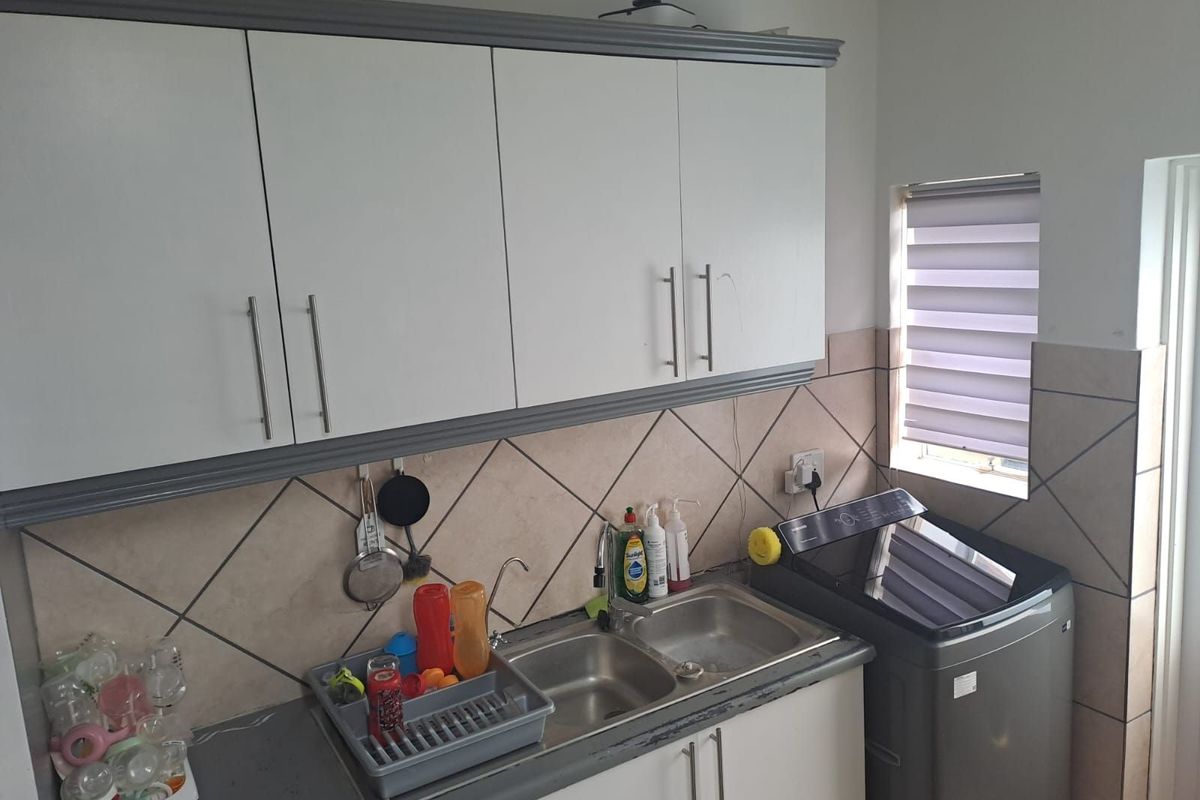 House For Sale in Olympus AH - Photo 3