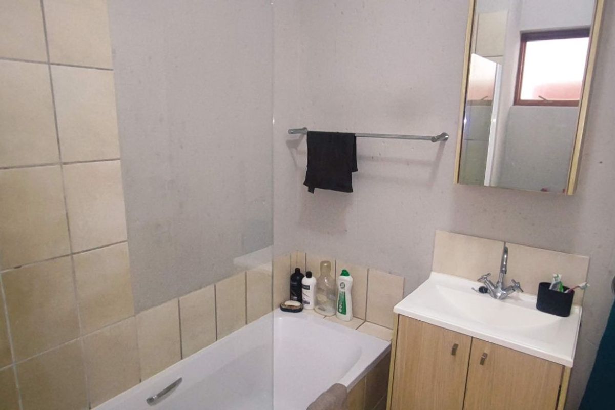 Apartment For Sale in Ferndale - Photo 3