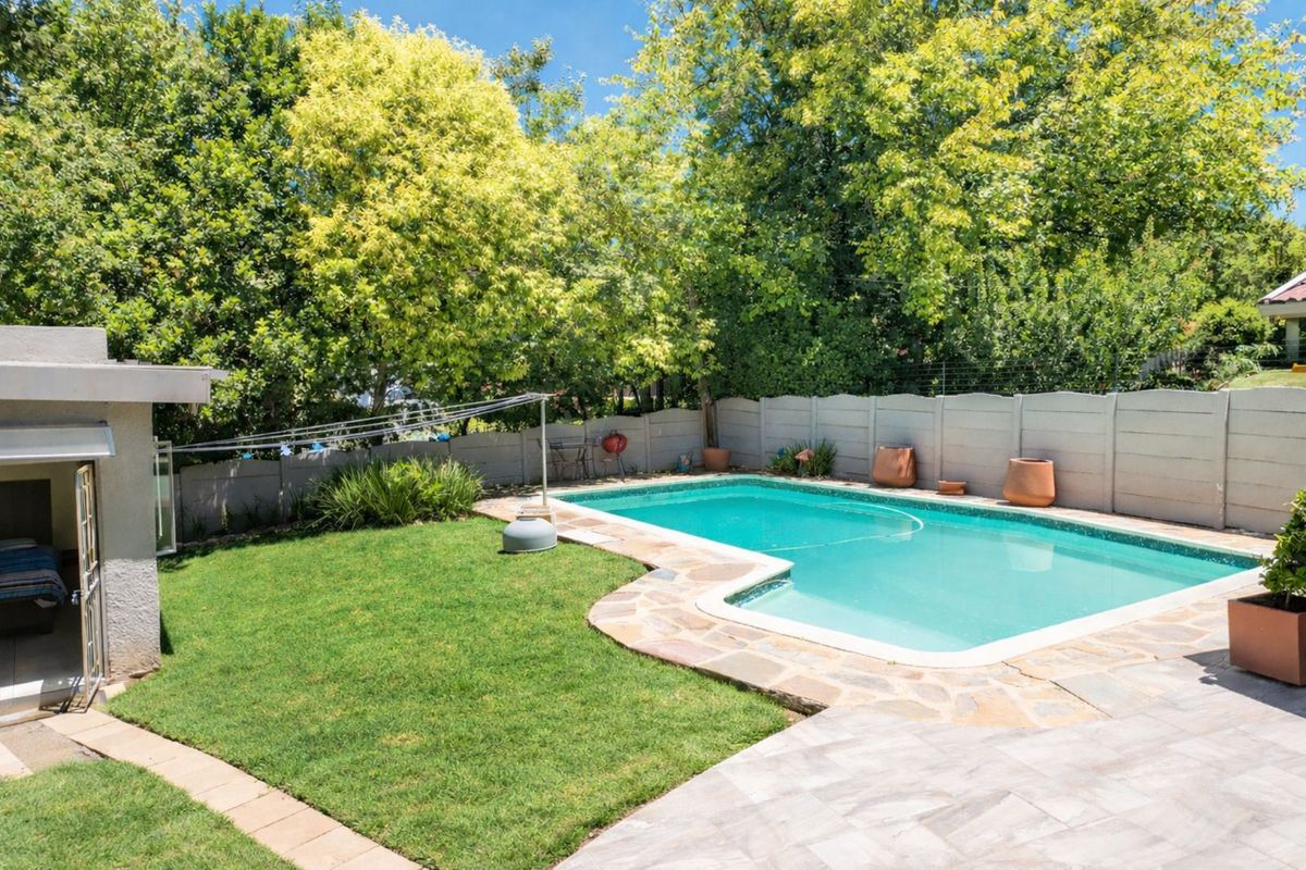 House For Sale in Blairgowrie - Photo 3