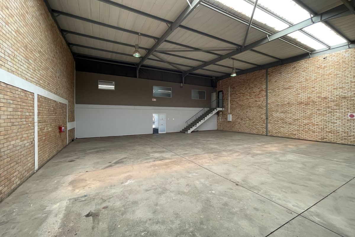 Industrial To Rent in Grand Central - Photo 5