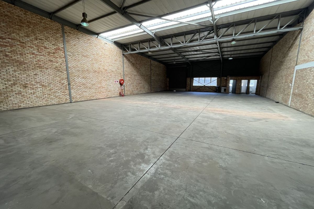 Industrial To Rent in Grand Central - Photo 2