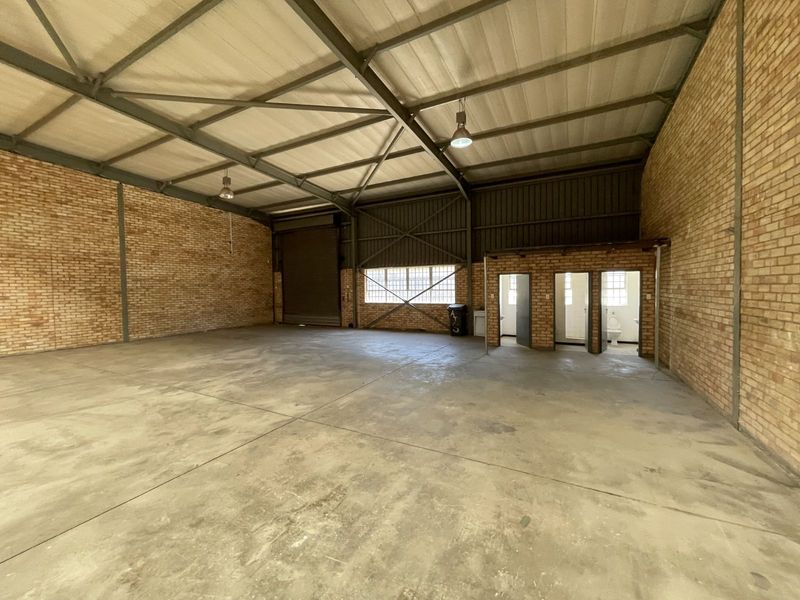 Industrial To Rent in Grand Central - Photo 3