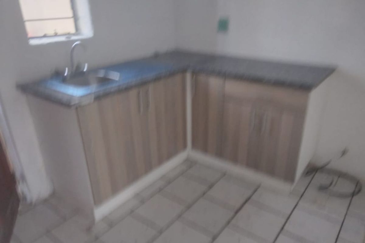 Apartment For Sale in Turffontein - Photo 4