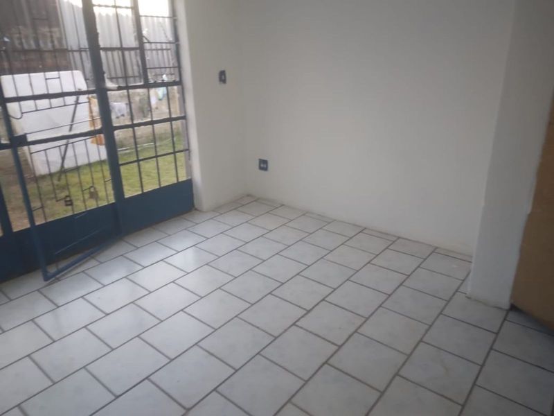 Apartment For Sale in Turffontein - Photo 5