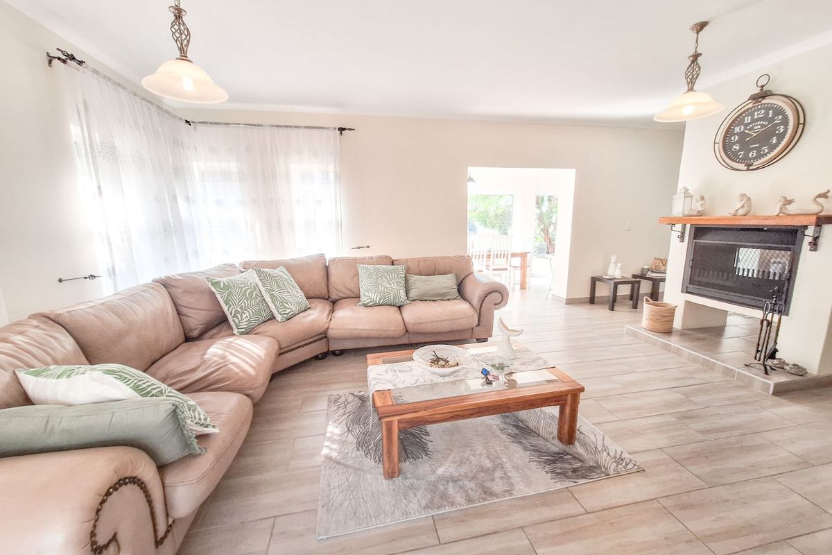 House For Sale in Costa Sarda - Photo 5