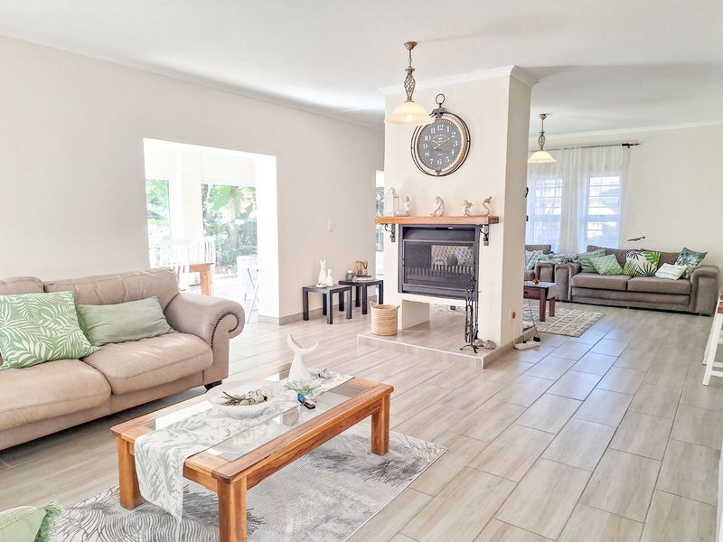 House For Sale in Costa Sarda - Photo 7