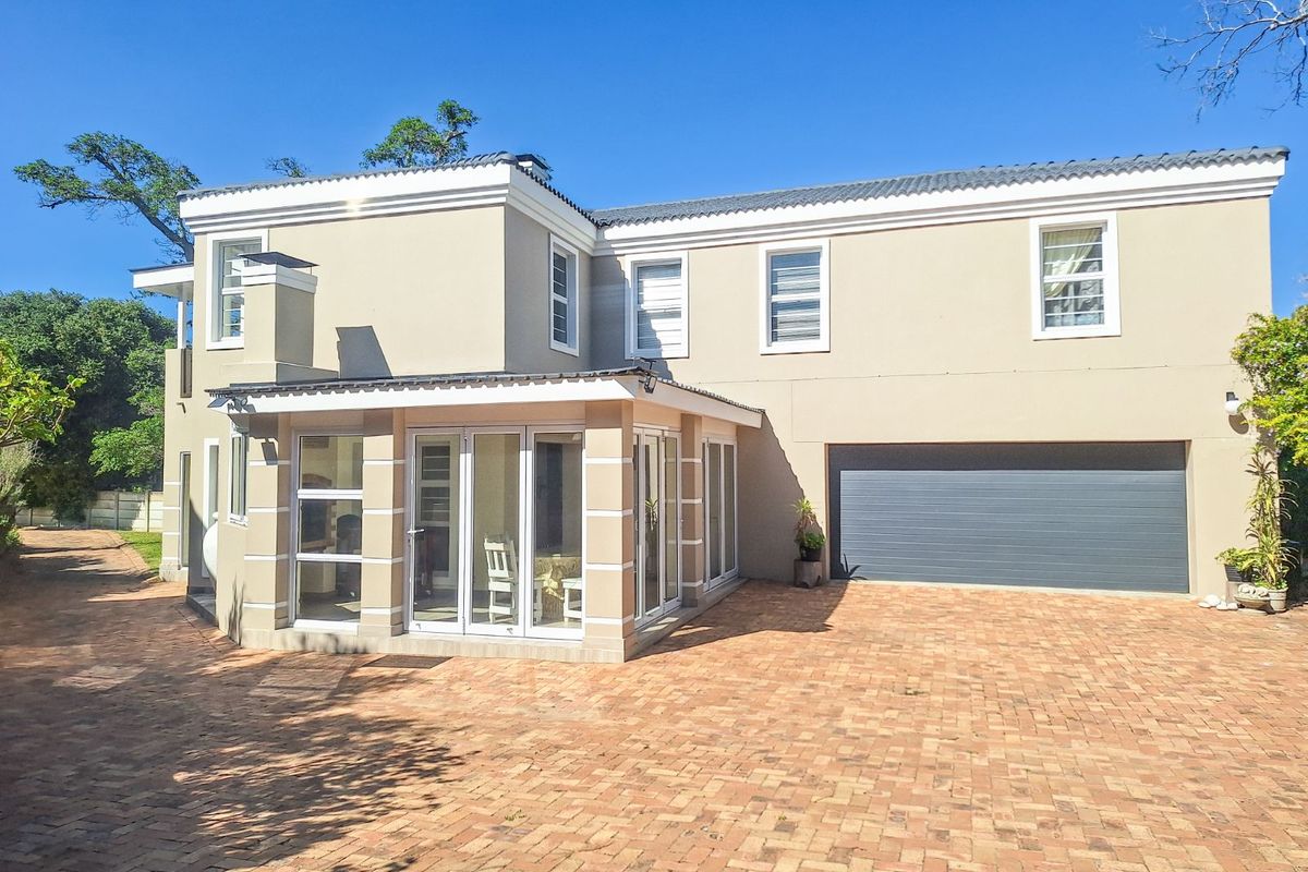 House For Sale in Costa Sarda - Photo 3