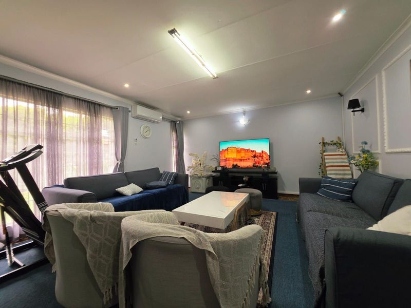 House For Sale in Secunda Central - Photo 8