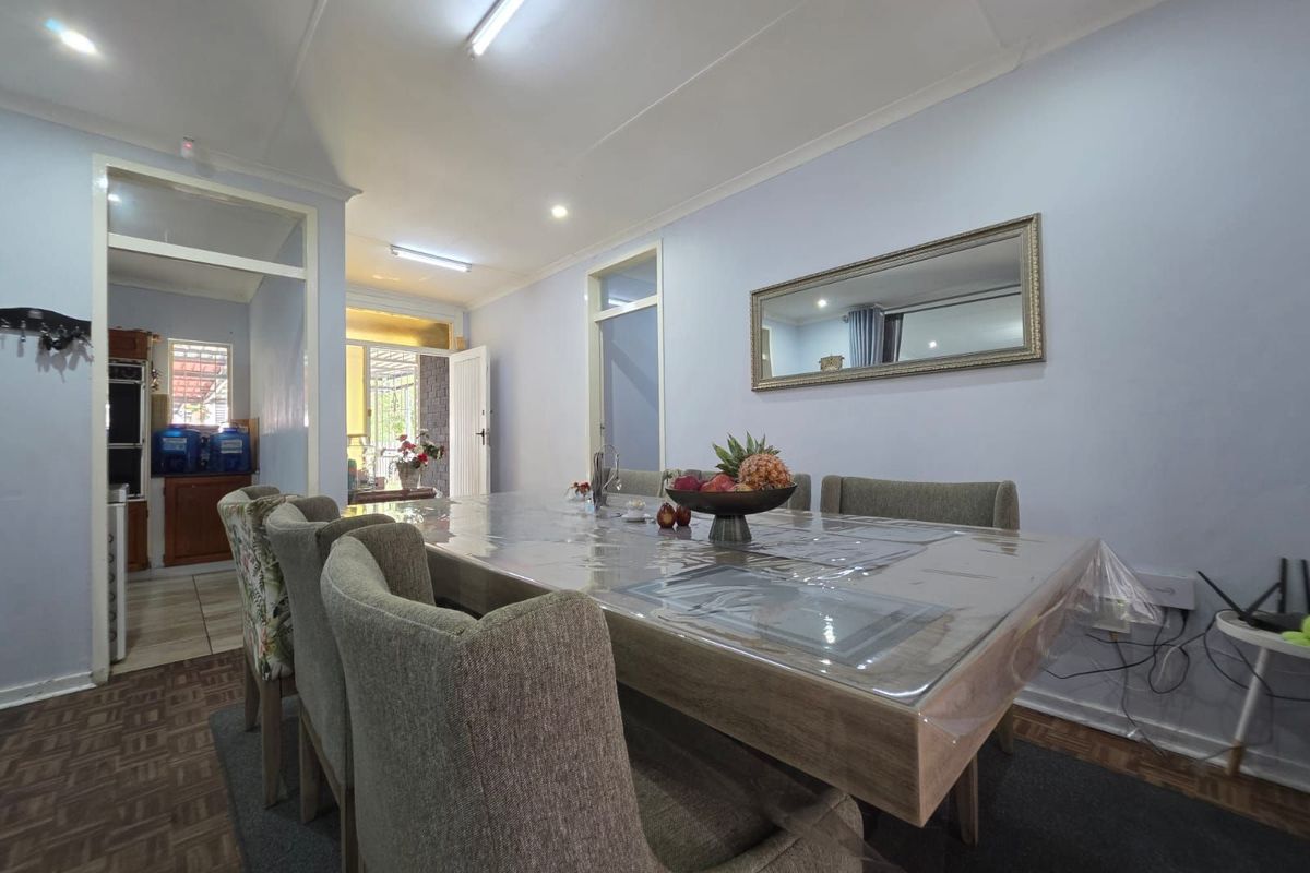 House For Sale in Secunda Central - Photo 4