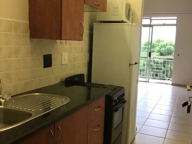 Apartment For Sale in Hillcrest - Photo 3