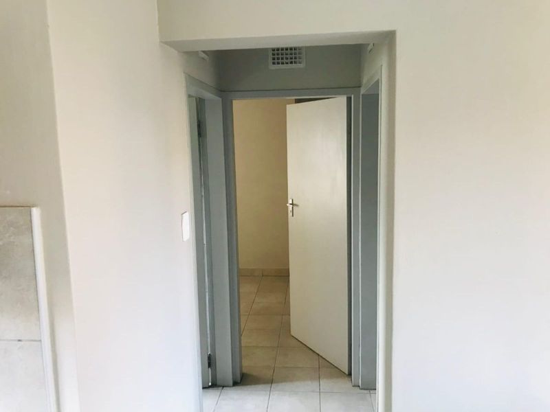 Apartment For Sale in La Montagne - Photo 10