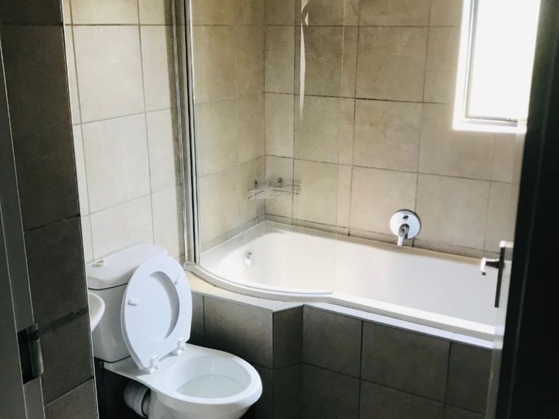 Apartment For Sale in La Montagne - Photo 9