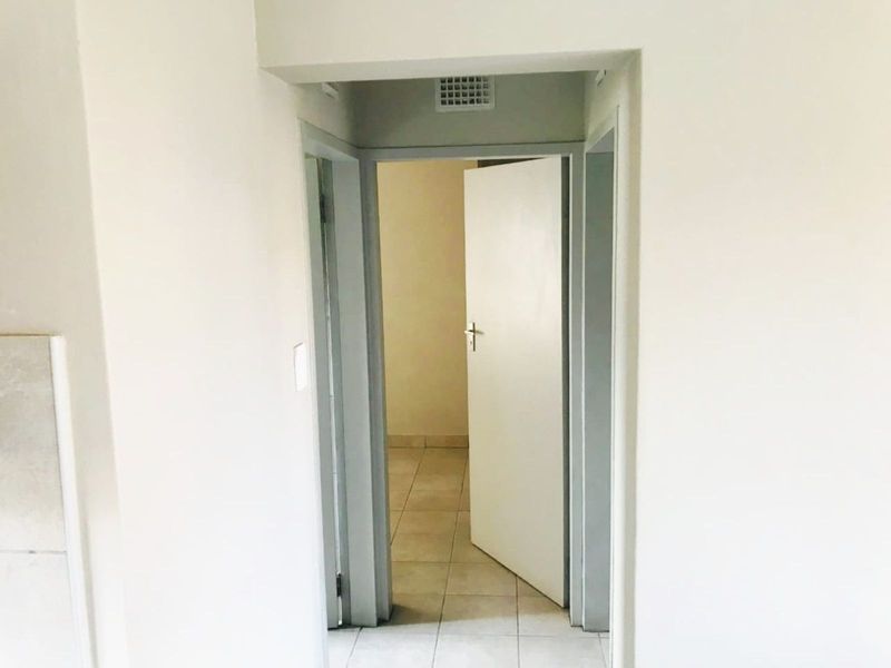 Apartment For Sale in La Montagne - Photo 8