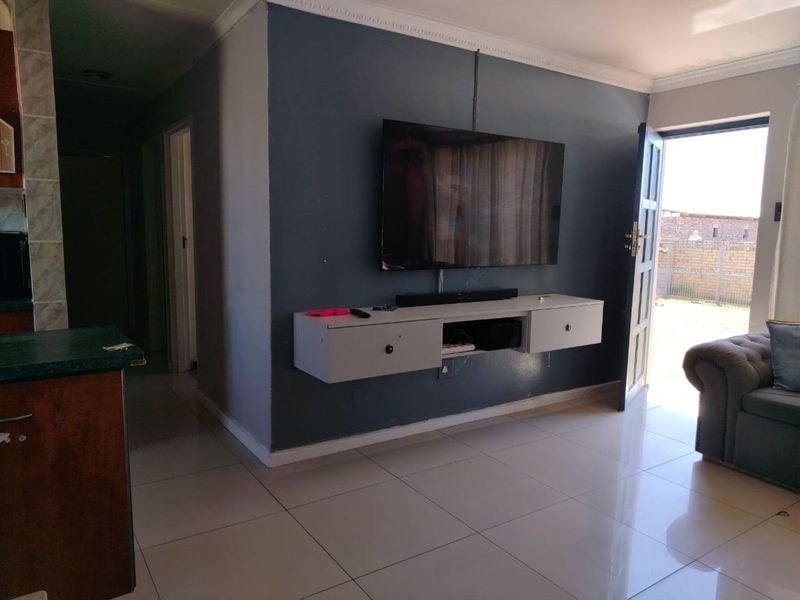 House For Sale in Kwadwesi - Photo 9