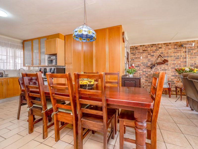 House For Sale in Florida - Photo 5