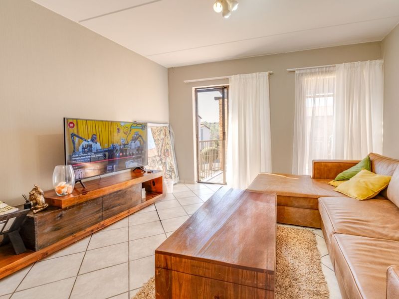 Apartment For Sale in Honeydew Grove - Photo 7