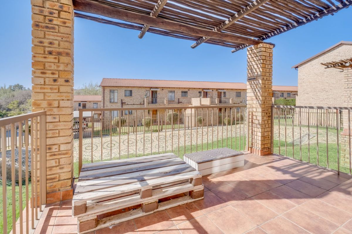 Apartment For Sale in Honeydew Grove - Photo 2