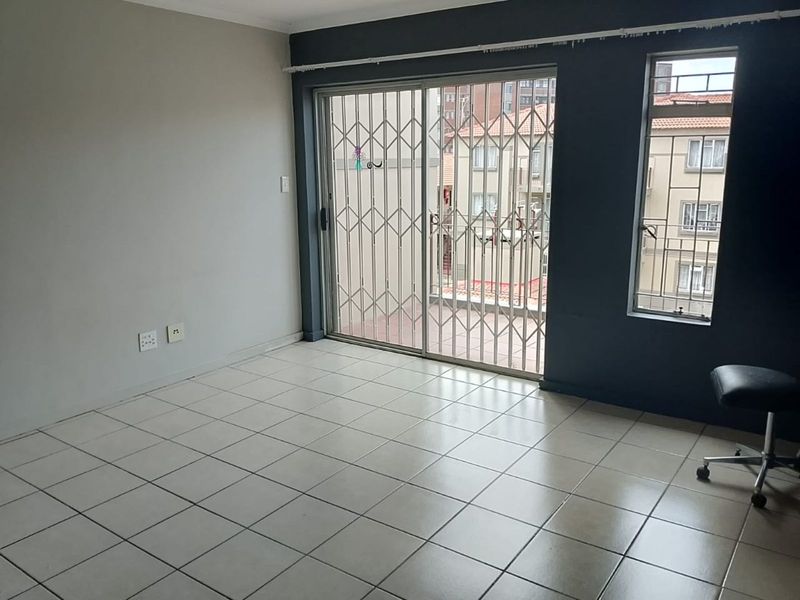 Apartment For Sale in Queenswood - Photo 6