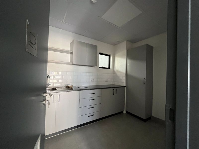 Industrial To Rent in Samrand Business Park - Photo 4