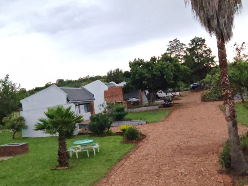 Townhouse For Sale in Mookgopong Rural - Photo 4