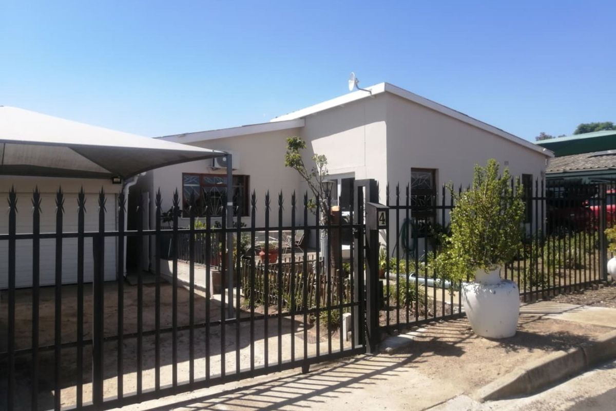 House For Sale in Tulbagh Central - Photo 5