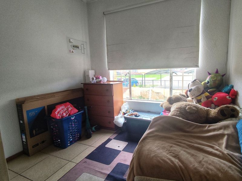 Apartment For Sale in Honeydew - Photo 5