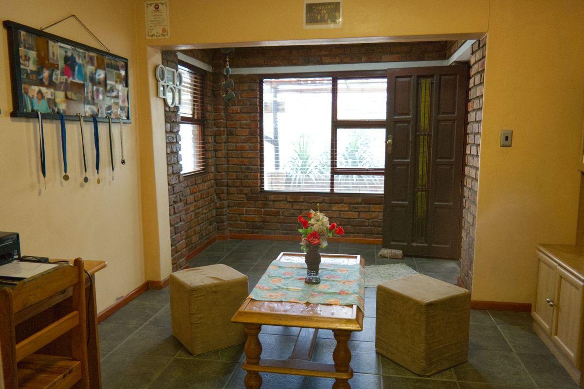 House For Sale in Andersonville - Photo 5