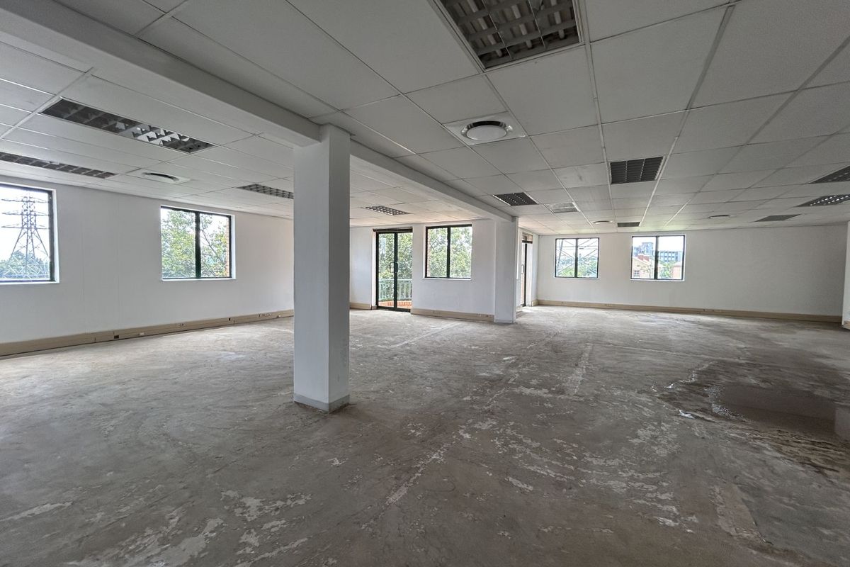Office To Rent in Menlyn - Photo 2