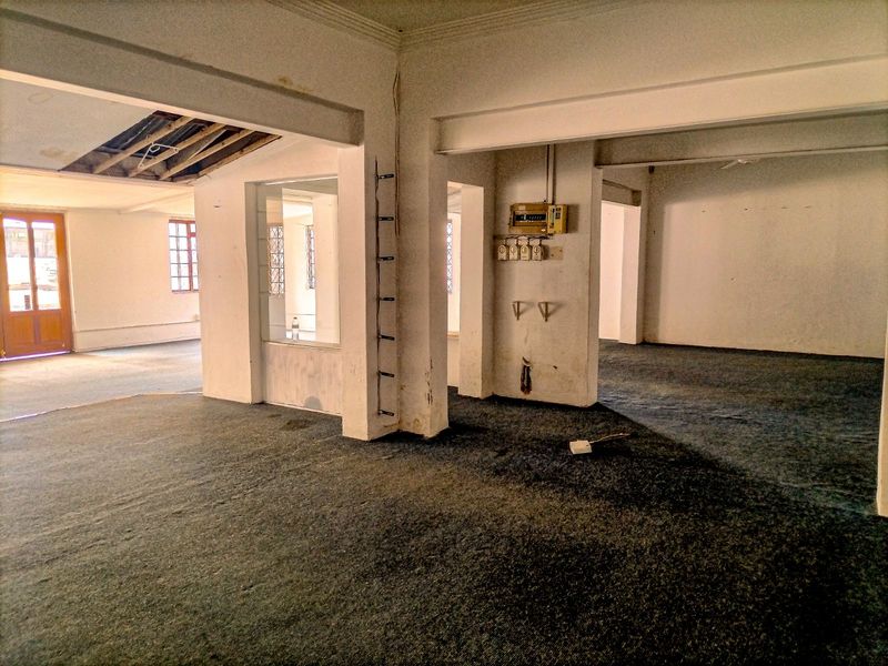 Retail For Sale in George Central - Photo 6