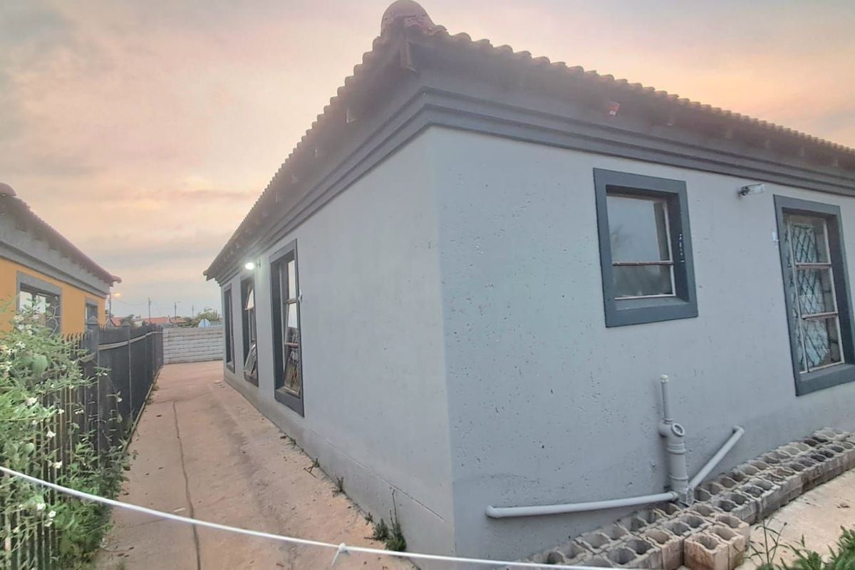 House For Sale in Soshanguve Ext - Photo 4