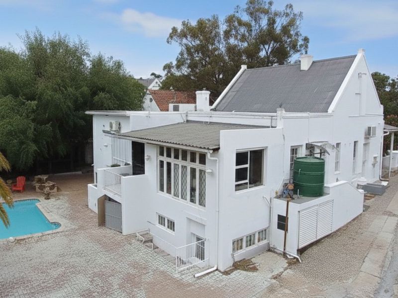 Guest House For Sale in Calitzdorp Central - Photo 3