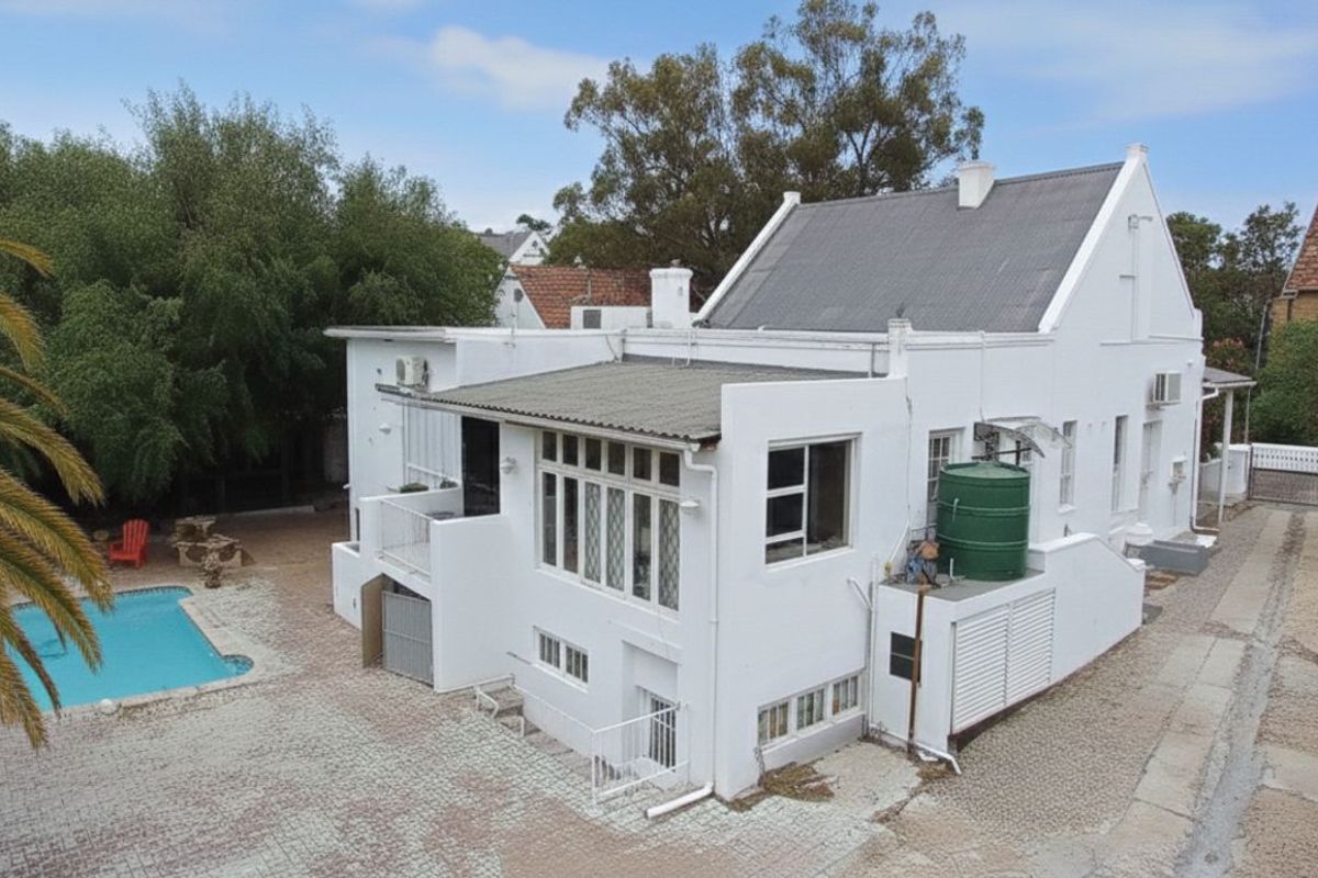 Guest House For Sale in Calitzdorp Central - Photo 3