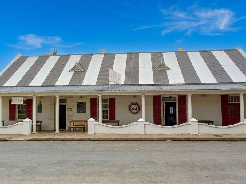Guest House For Sale in Calitzdorp Central - Photo 4