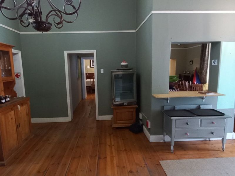 Guest House For Sale in Calitzdorp Central - Photo 10