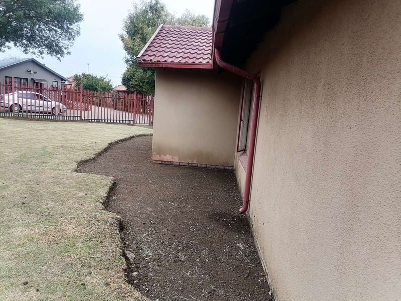 House For Sale in Embalenhle - Photo 2