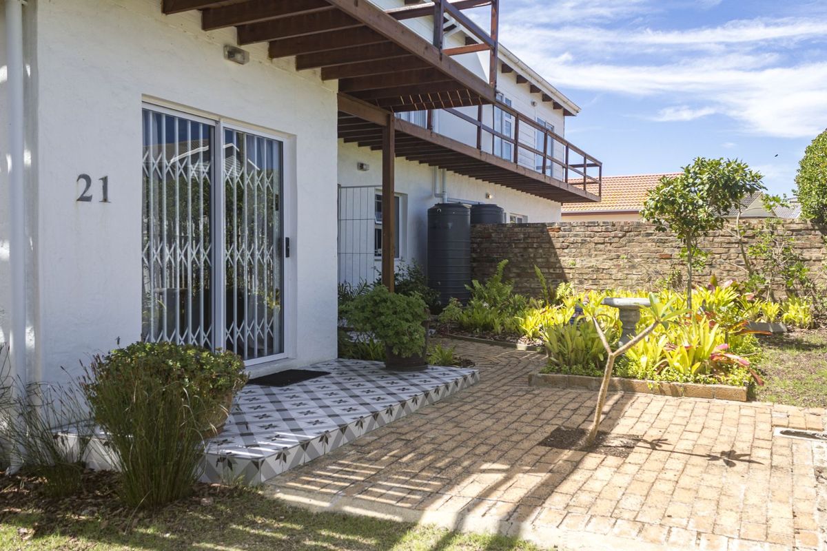 House For Sale in Kleinkrantz - Photo 2