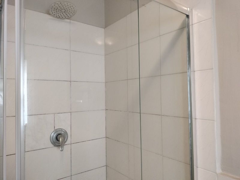 Apartment For Sale in Noordwyk - Photo 5