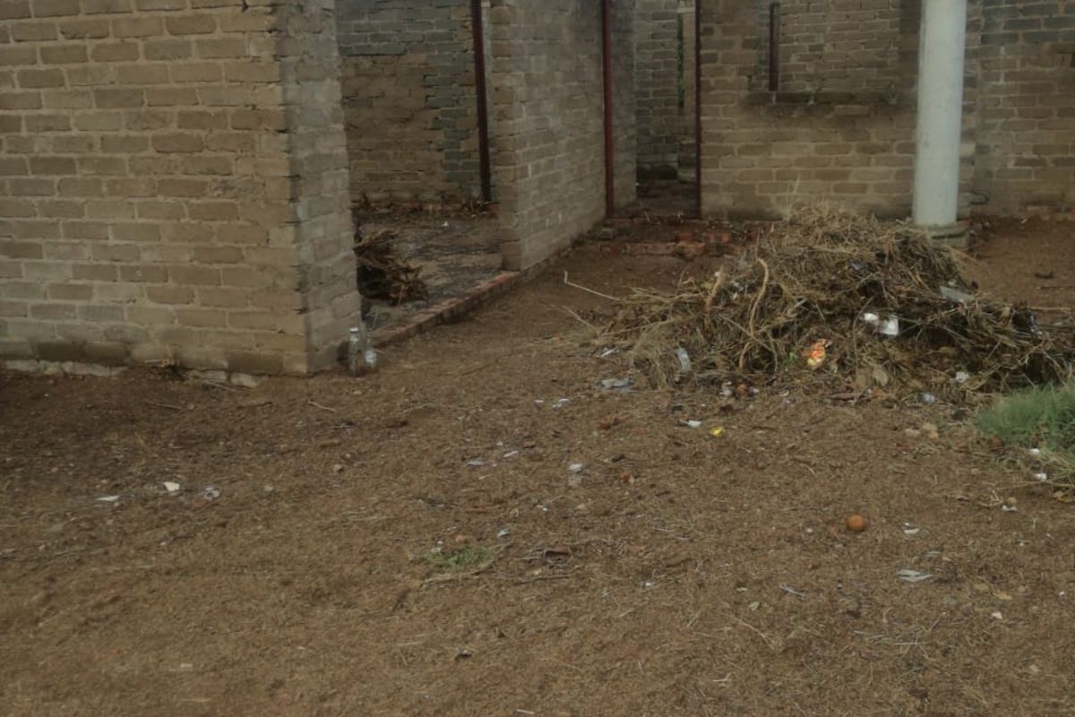 House For Sale in Hammanskraal Central - Photo 2