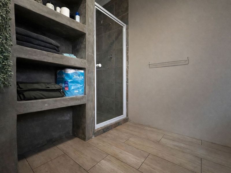 Townhouse For Sale in Ermelo Central - Photo 10