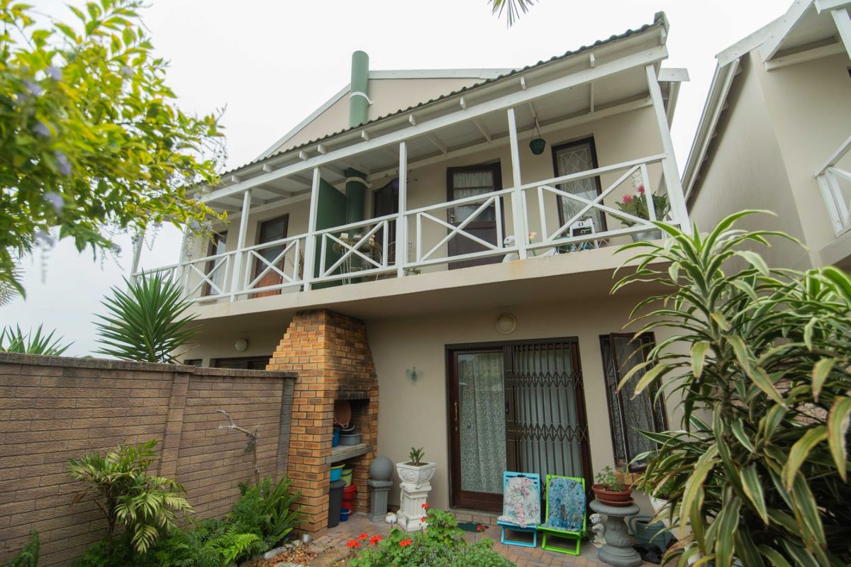 Townhouse For Sale in Charlo - Photo 3