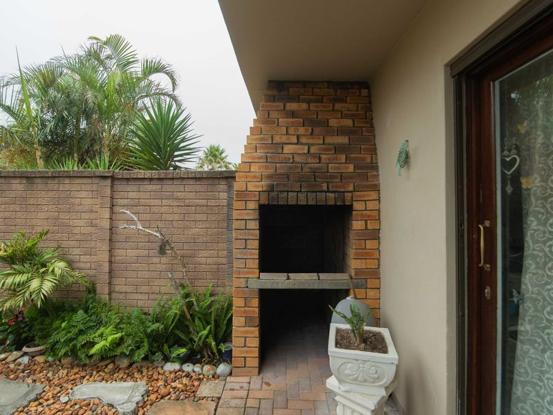 Townhouse For Sale in Charlo - Photo 8