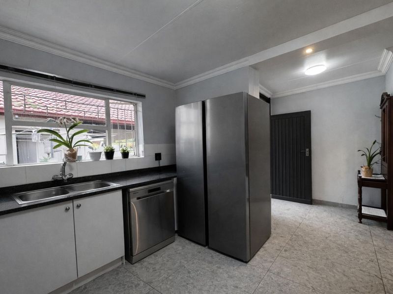 House To Rent in Secunda Central - Photo 7